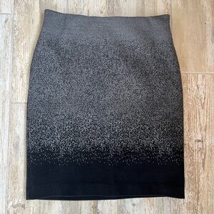 Elegant Gray and Black Speckled Women's Skirt